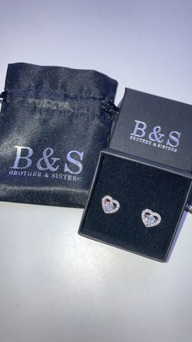 Customer photo review of Silver Hearts Earrings
