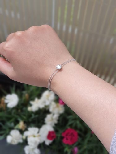 Customer photo review of Gloss Bracelet