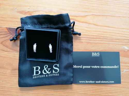 Customer photo review of Majesty Earrings