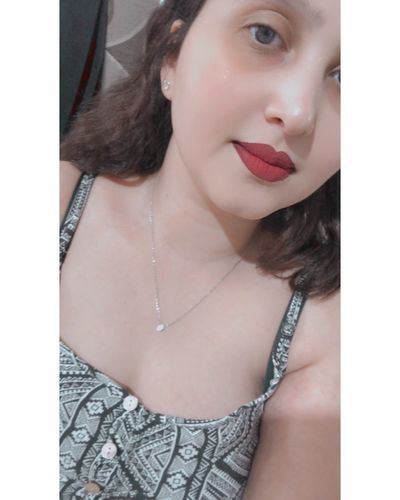 Customer photo review of Gloss Necklace