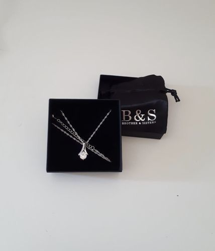 Customer photo review of Silver Gem Necklace