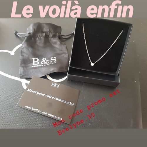 Customer photo review of Gloss Necklace