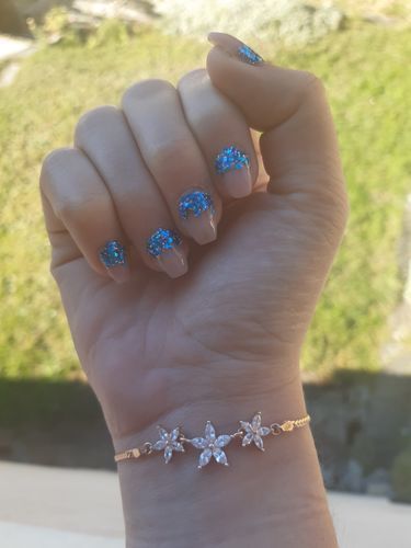 Customer photo review of Austrian Crystals Flowers Bracelet