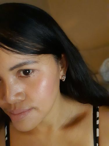 Customer photo review of Hearts with Austrian Crystals Earrings