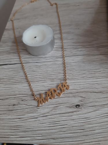 Customer photo review of Collier personnalisé 1 à 5 prénoms en acier inoxydable