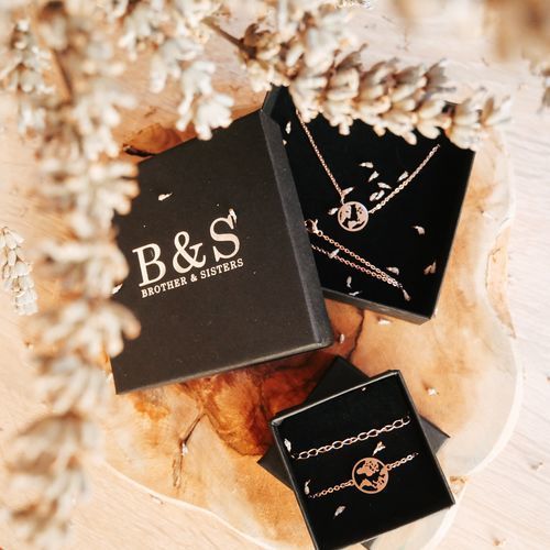 Customer photo review of Little Earth Necklace
