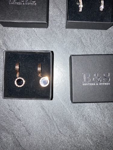 Customer photo review of Majesty Earrings