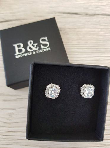 Customer photo review of Silver Square Earrings
