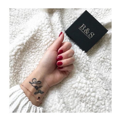 Customer photo review of Lucky Clover Bracelet