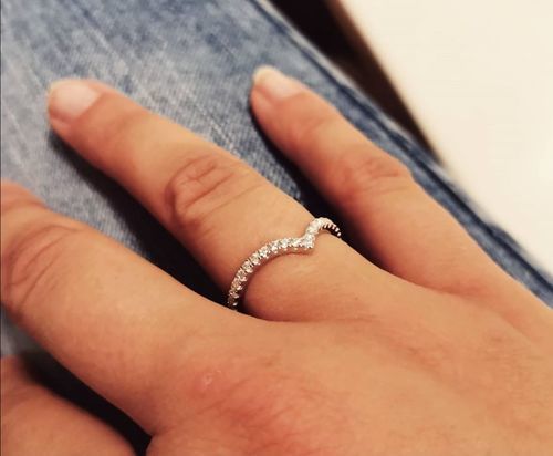 Customer photo review of Silver Minimalist Ring