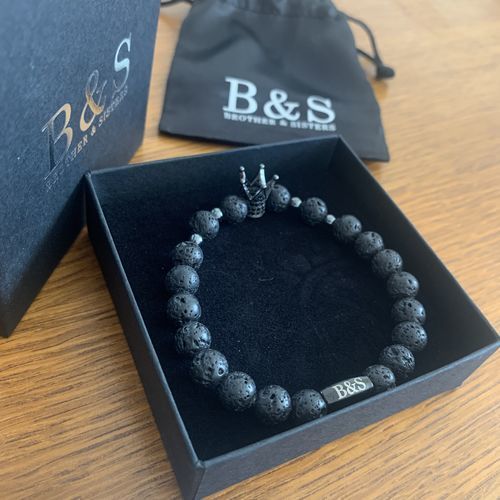 Customer photo review of Black Crown with Lava Stones