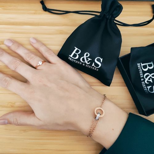 Customer photo review of Bracelet with Joined Rings