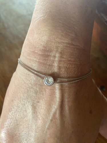 Customer photo review of Gloss Bracelet