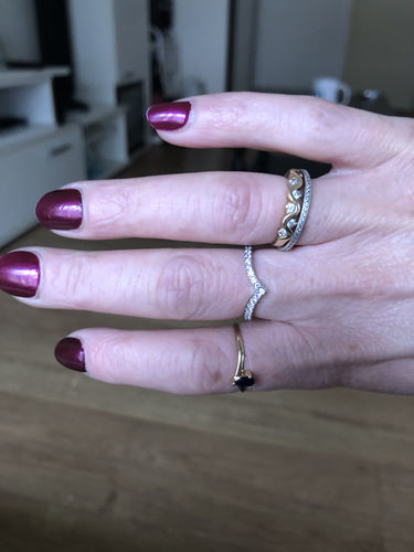 Customer photo review of Silver Minimalist Ring