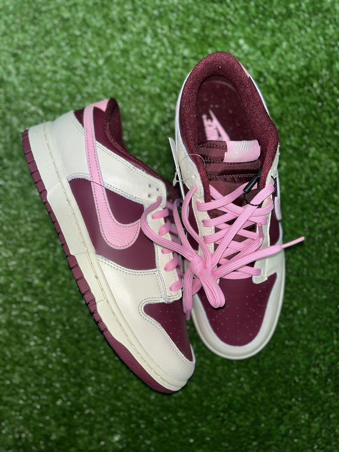 Customer photo review of Flat Standard Shoe Laces - Solids