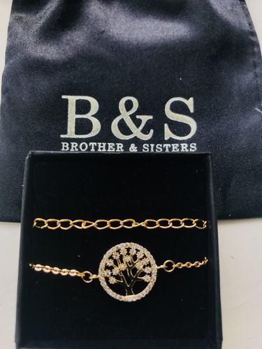 Customer photo review of Little Tree Bracelet
