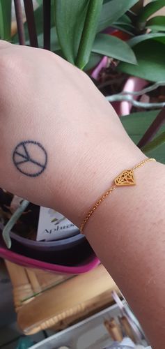 Customer photo review of Little Diamond Bracelet