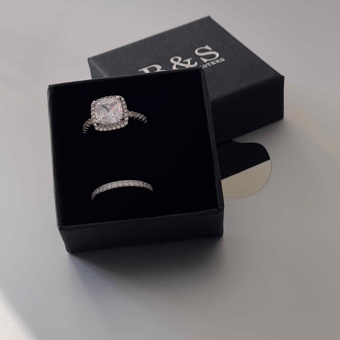 Customer photo review of Silver Timeless Ring