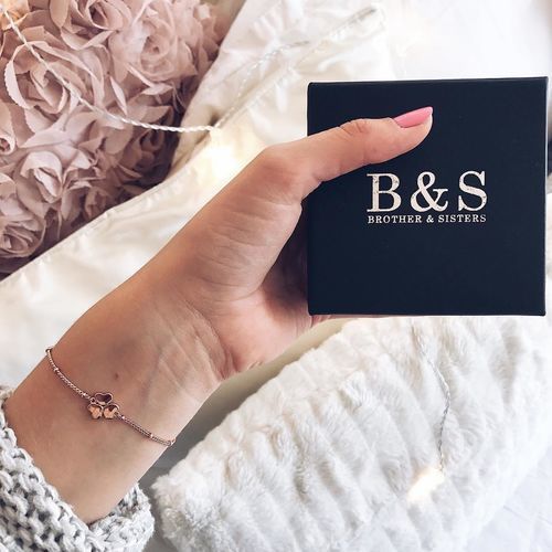 Customer photo review of Lucky Clover Bracelet