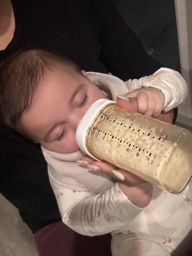 Customer photo review of Hegen Nipple Medium Flow, 2-Pack (3 to 6 months)