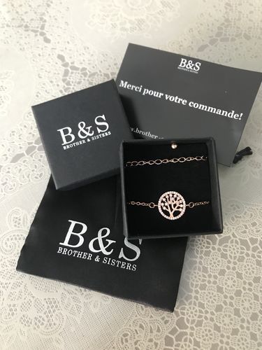 Customer photo review of Little Tree Bracelet