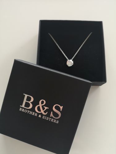 Customer photo review of Austrian Crystal Necklace