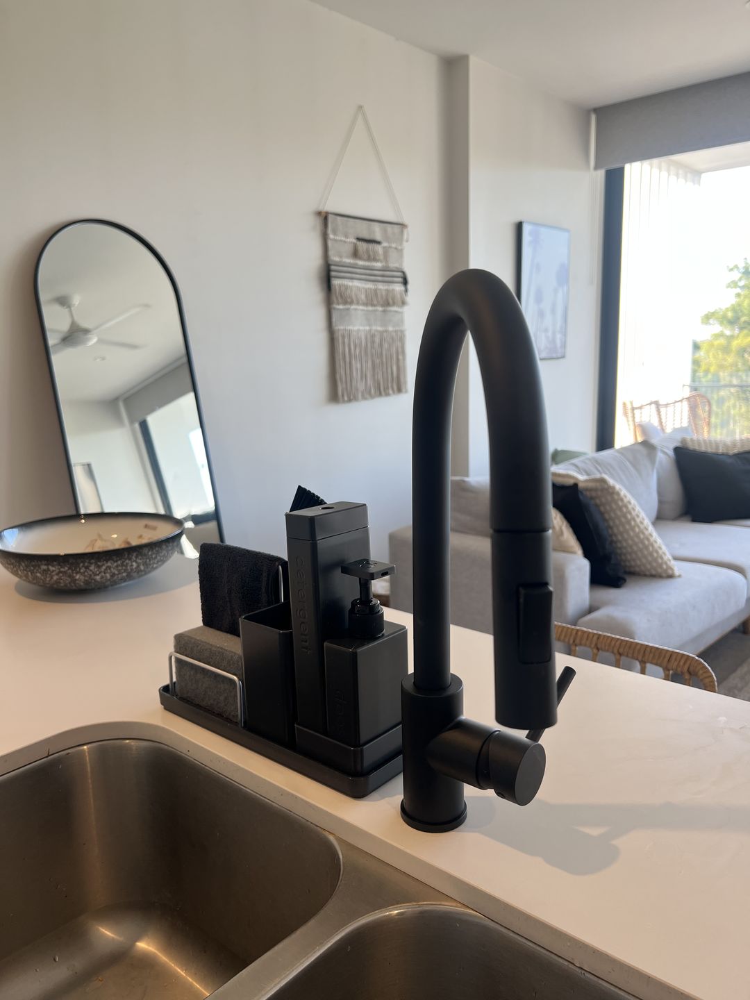 Customer photo review of Cool Frank Sink Organiser