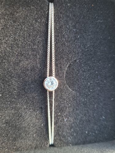 Customer photo review of Gloss Bracelet