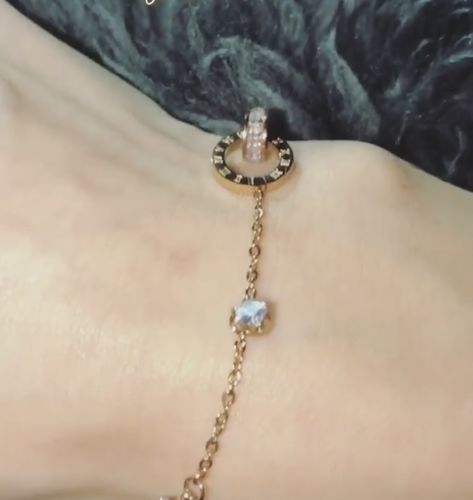 Customer photo review of Bracelet with Joined Rings & Crystals