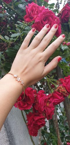 Customer photo review of Austrian Crystals Flowers Bracelet