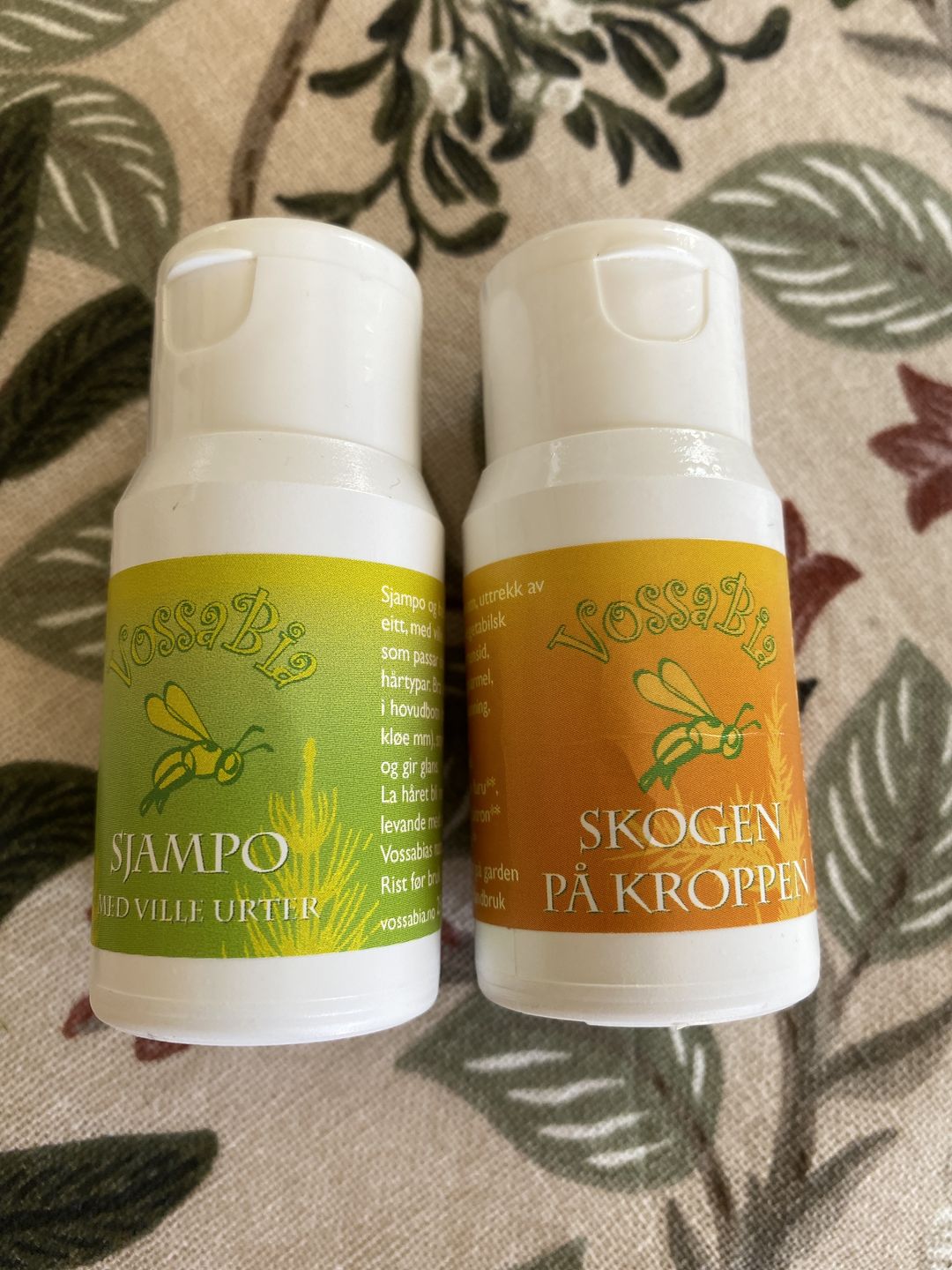 Customer photo review of Reisesett (urtesjampo og skogsåpe á 25ml)