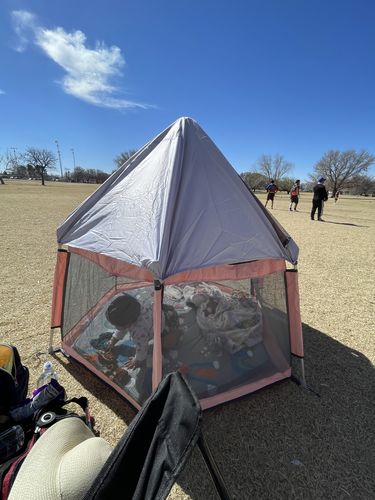 Customer photo review of Pop N' Go™ Playpen