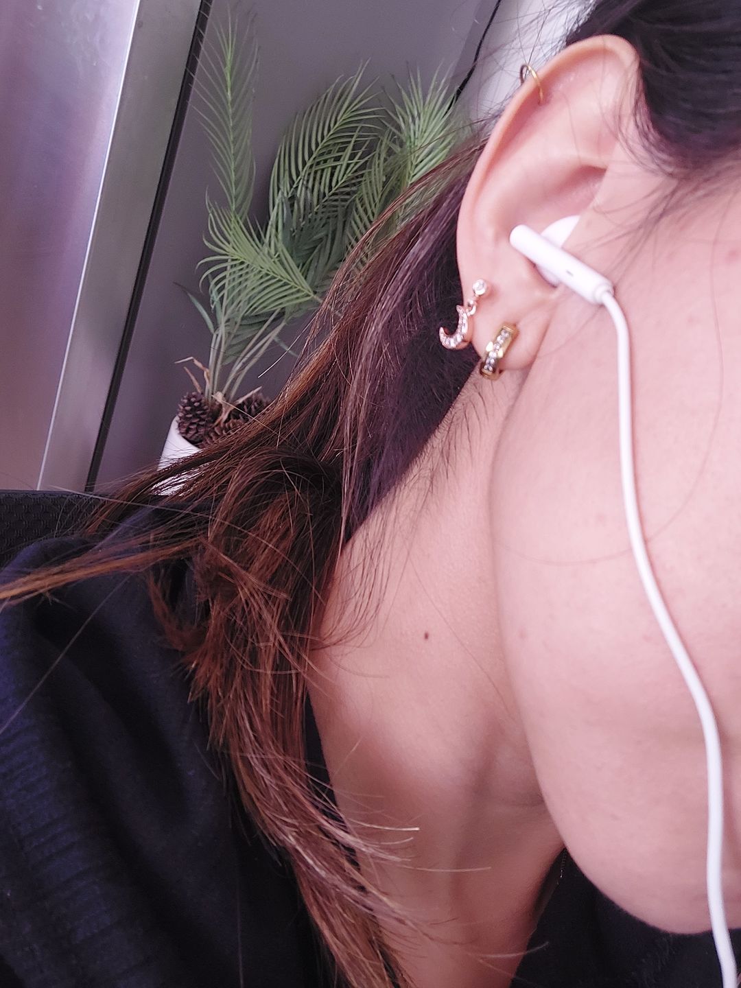 Customer photo review of Piercing Circular Clicker