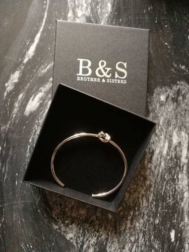 Customer photo review of Knotted Cuff