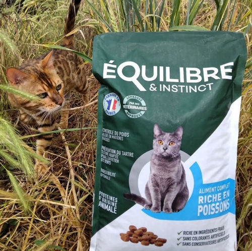 Customer photo review of Croquettes riches en poissons blancs frais (chat stérilisé)