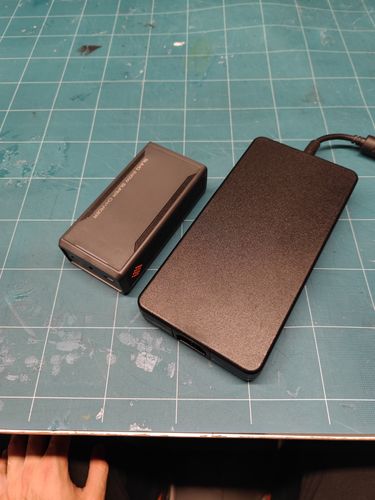 Customer photo review of 240W DC & USB C GaN Charger