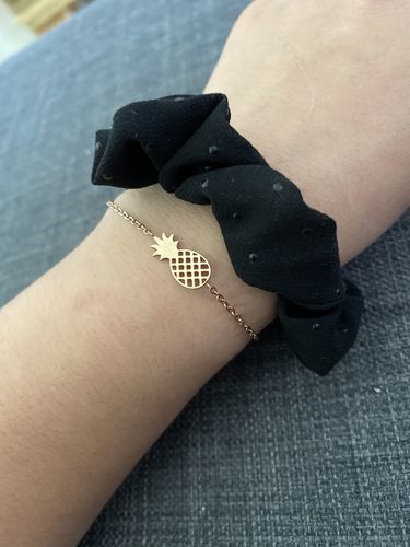 Customer photo review of Little Pineapple Bracelet
