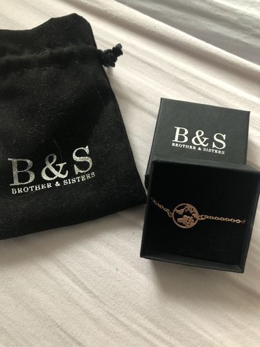 Customer photo review of Little Earth Bracelet