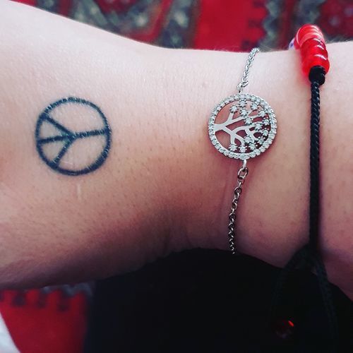 Customer photo review of Little Tree Bracelet