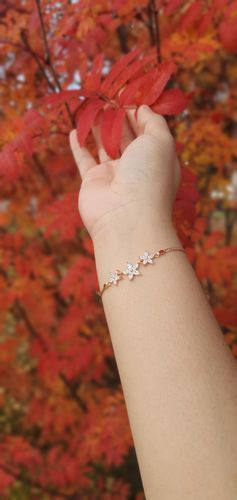 Customer photo review of Austrian Crystals Flowers Bracelet