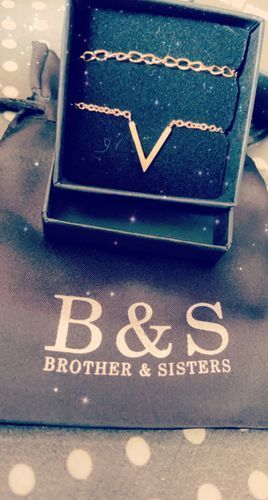 Customer photo review of Little V Bracelet