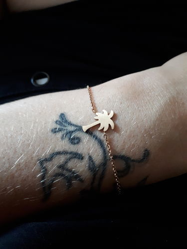 Customer photo review of Little Palm Bracelet