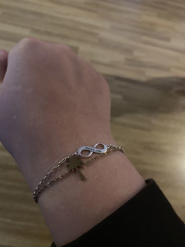Customer photo review of Little Palm Bracelet