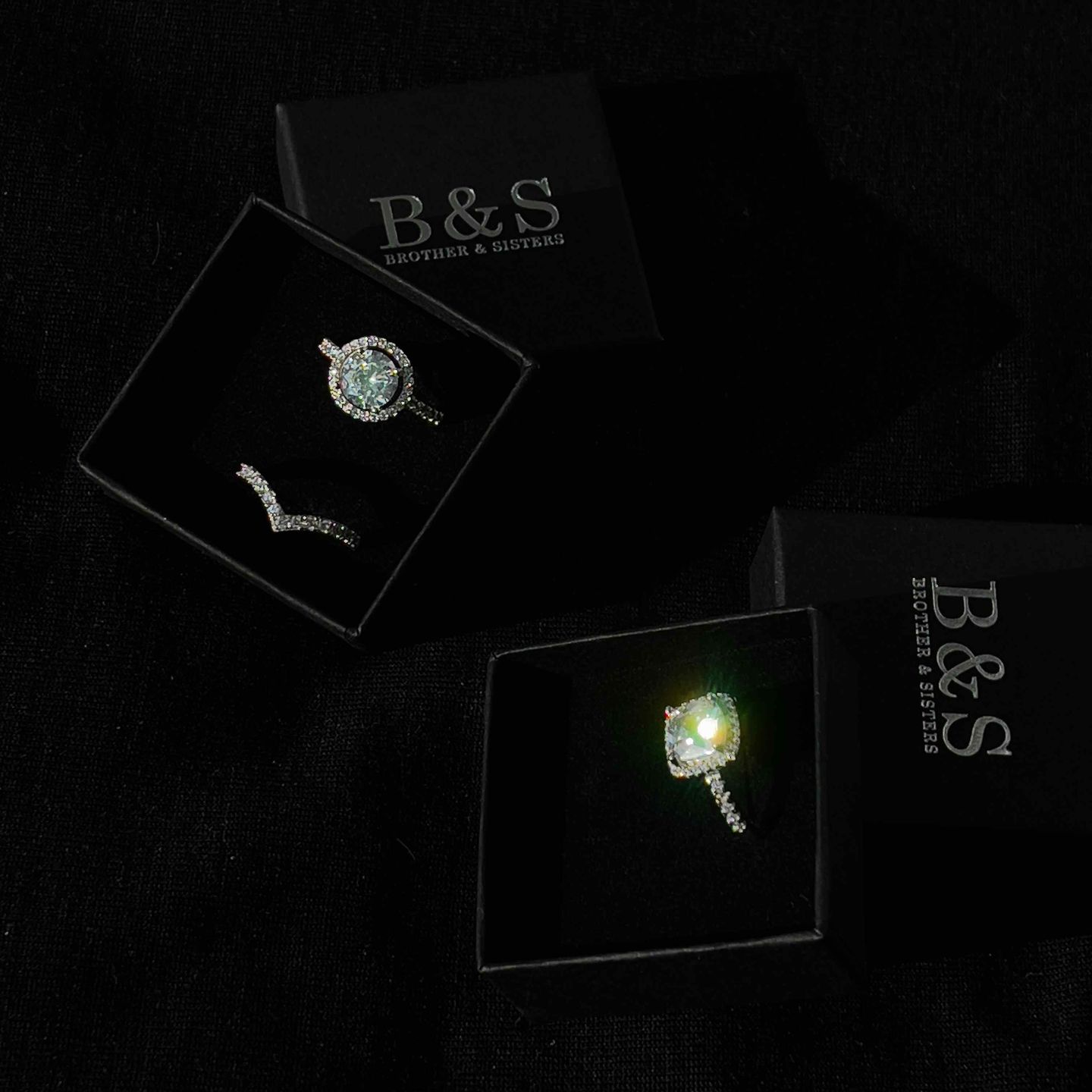 Customer photo review of Silver Timeless Ring