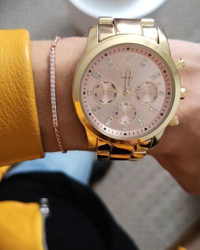 Customer photo review of Crystal Bar Bracelet