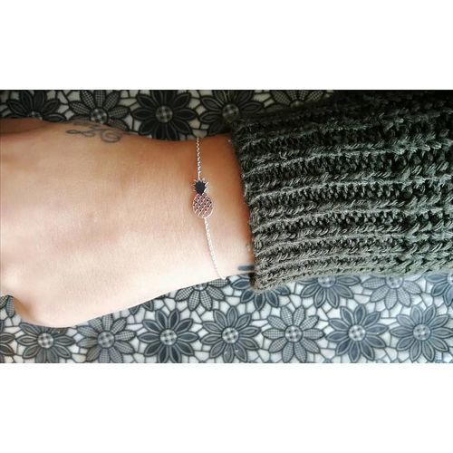 Customer photo review of Little Pineapple Bracelet