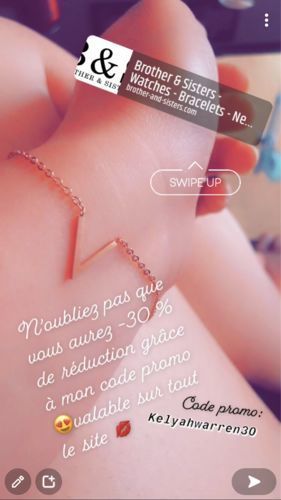 Customer photo review of Little V Bracelet