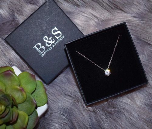 Customer photo review of Austrian Crystal Necklace