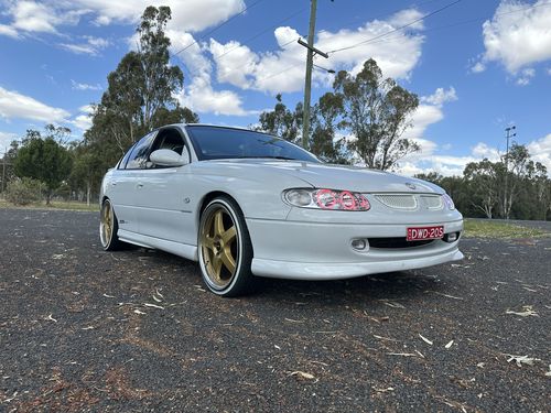 Customer photo review of Holden VT Headlights