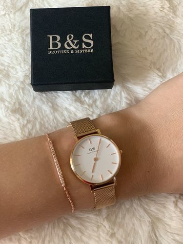 Customer photo review of Crystal Bar Bracelet